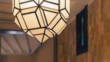 Deluxe Room | Iron/ironing board, free WiFi