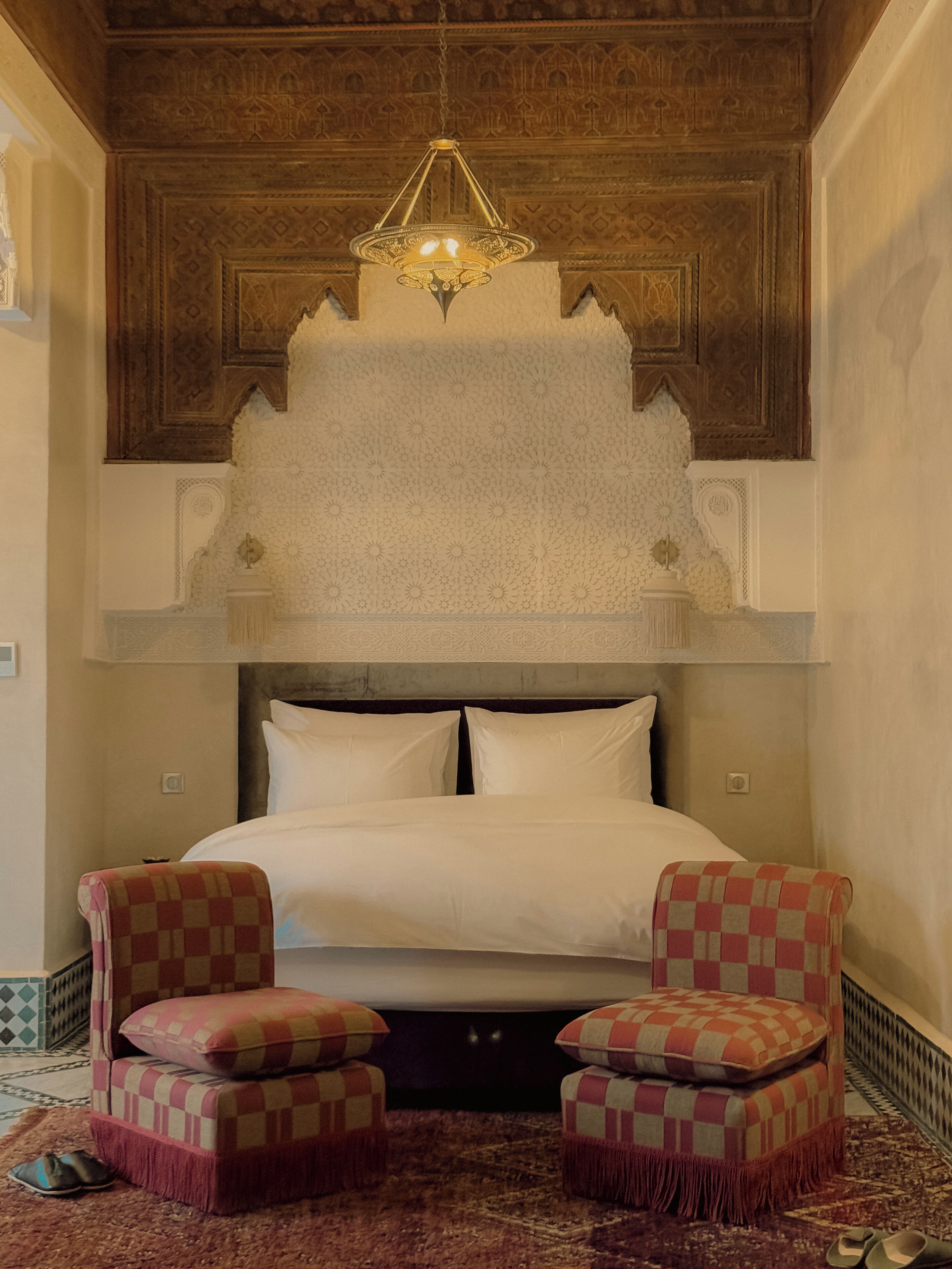 مكواة/لوح كي وواي فاي مجانًا