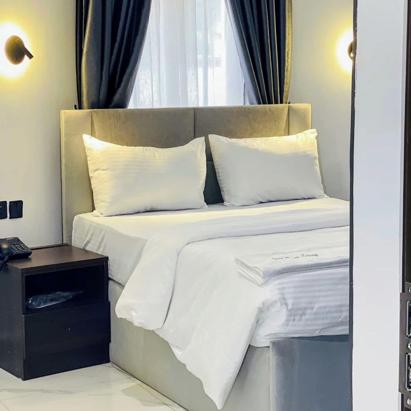 Estudi estàndard | Escriptori, espai de treball apte per a portàtils i wifi gratuïta 