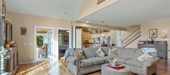 Cold Water Canyon Retreat