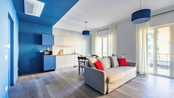 Apartment, 1 Schlafzimmer, Balkon | Wohnbereich