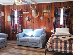 WiFi, bed sheets - The Huntsmen (Hillsboro)