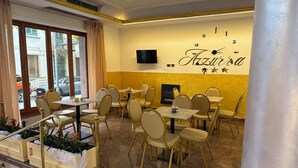 Living area - Hotel Azzurra (Montecatini Terme)