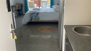 Comfort Double Room, Sea View | Private kitchen