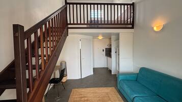 Family Quadruple Room, Ocean View | Living area