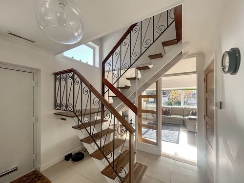 4 bedroom accommodation in Sarisbury Green, Southampton