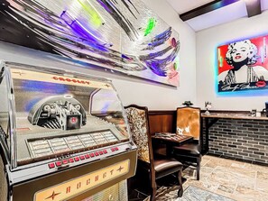 Games room - Charming 1-bedroom apartment with fitness room and AC in Idaho Falls (Idaho Falls)
