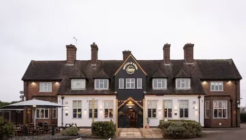 Luxury 5-bed Home • Private Parking • Birmingham