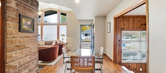 The Stoop on Spencer Drive