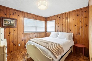 3 slaapkamers, een bureau, reisbedje, gratis wifi