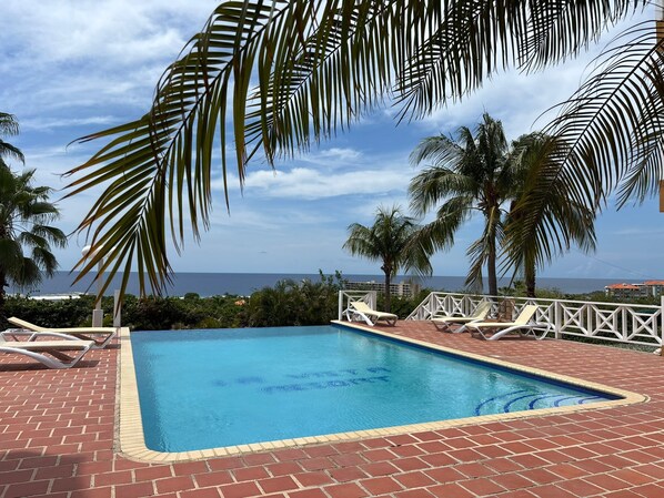 Outdoor pool - Casa Caribe  (Willemstad)