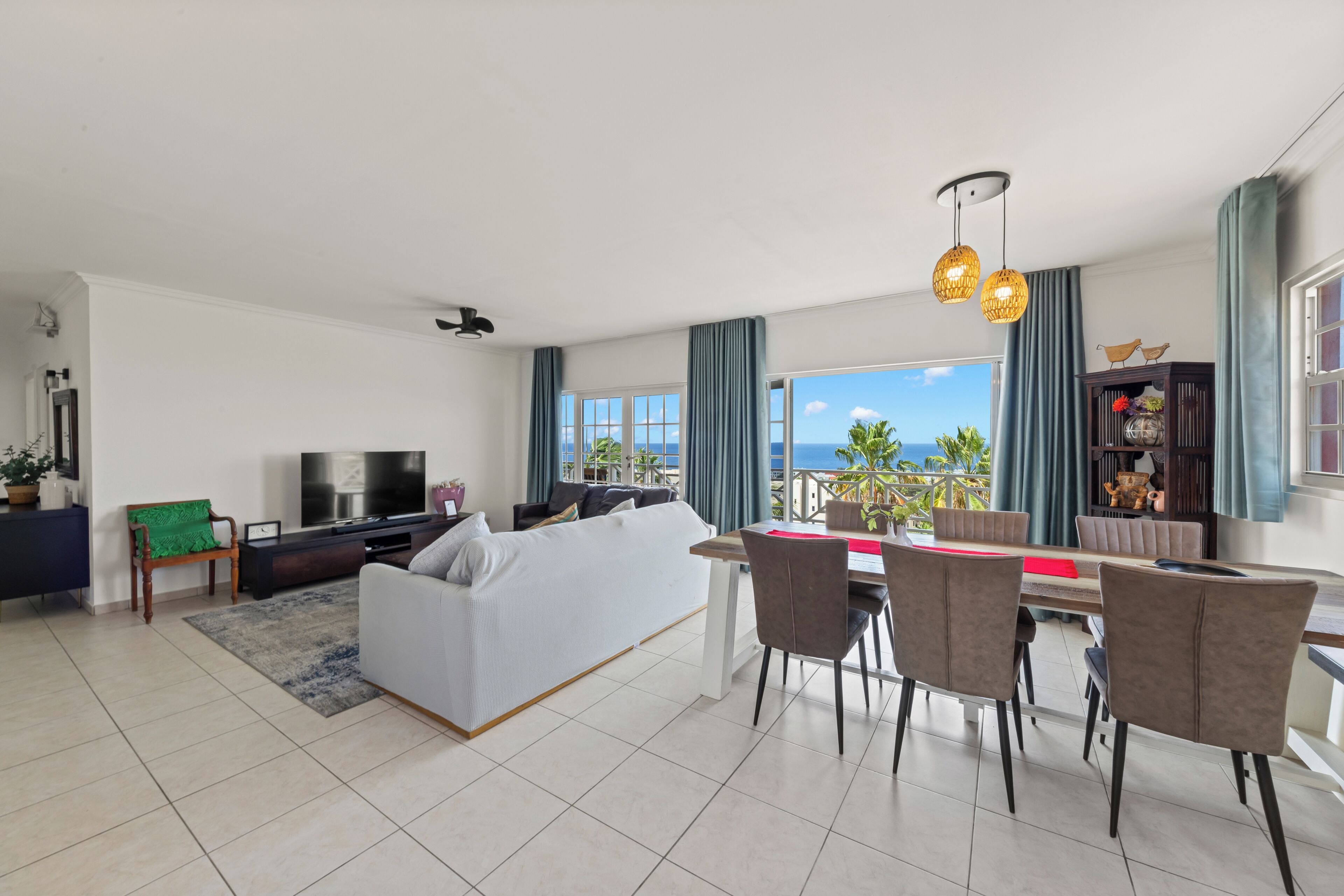 Apartment, Balcony, Ocean View | Living area