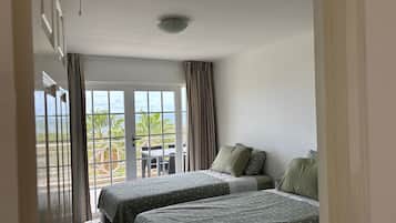 Bügeleisen/Bügelbrett, kostenloses WLAN