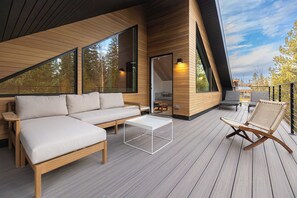 Terrace/patio - Secluded Views | Hot Tub | Nordic (Winter Park)