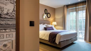 Club-Doppelzimmer, zum Innenhof hin | Zimmersafe, Verdunkelungsvorhänge, schallisolierte Zimmer