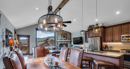 Premium Townhome - Walking Distance to Mountain Access