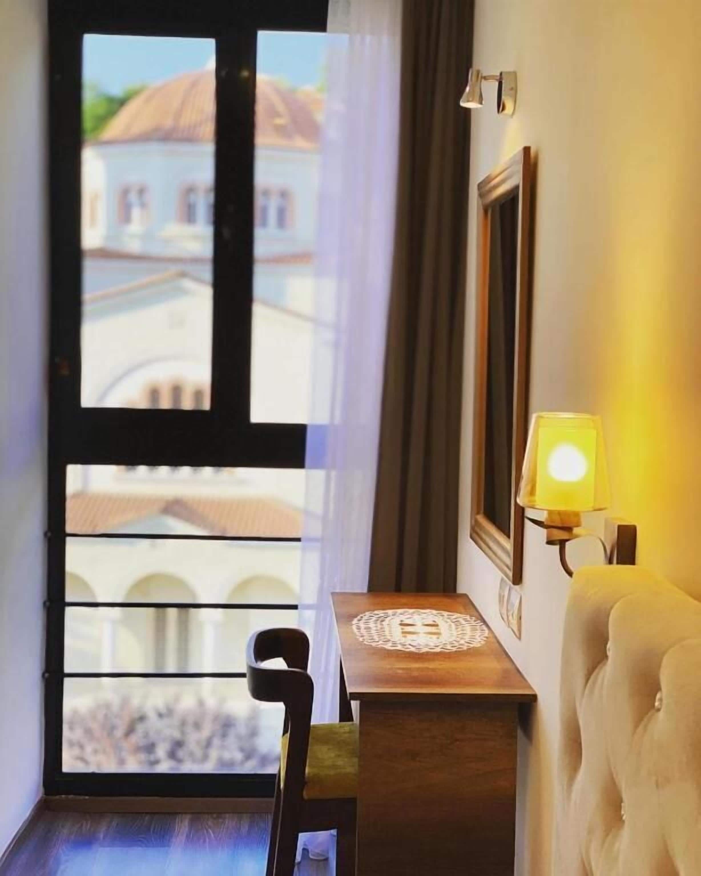 Standard Double Room | Desk, bed sheets, wheelchair access