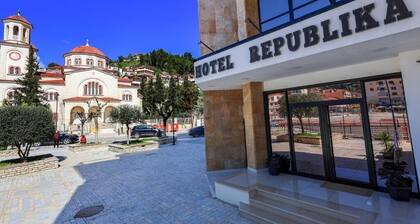 Hotel Republika Berat