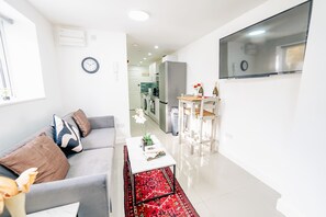 TV - 2 BR - Fast Wifi - Near the City Centre (Cardiff)