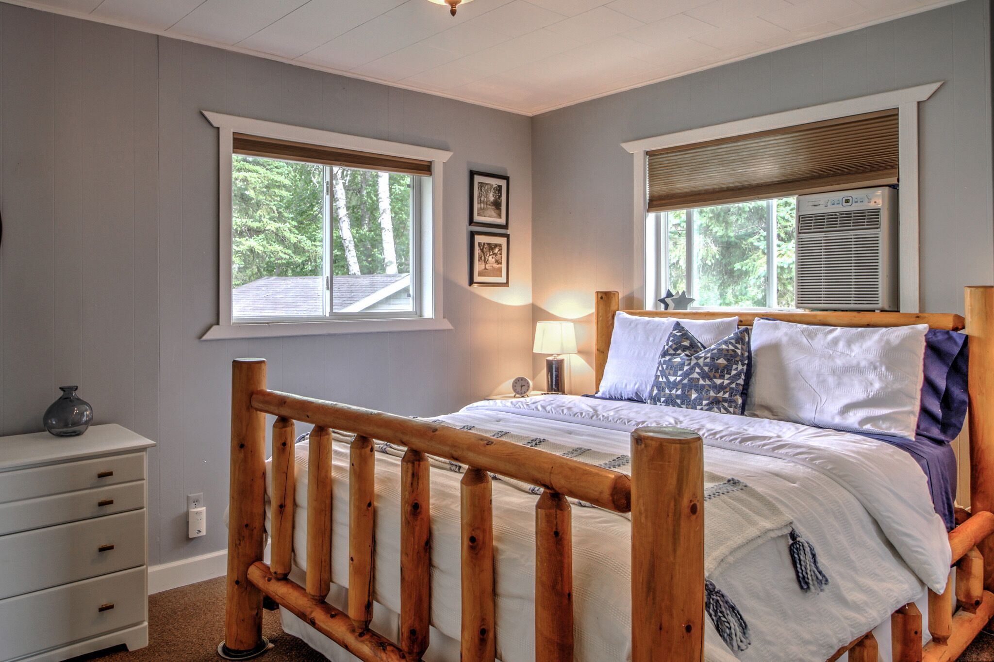 4 chambres, fer et planche à repasser, lit parapluie, Wi-Fi gratuit