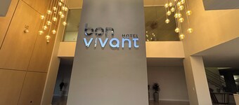 Bon Vivant Hotel