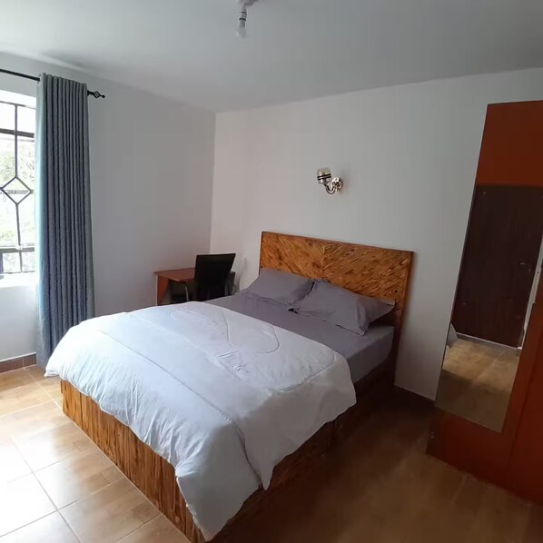 6 bedrooms, iron/ironing board, free WiFi, bed sheets