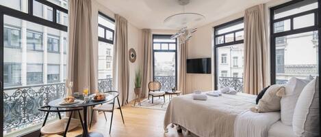 Bügeleisen/Bügelbrett, WLAN, Bettwäsche