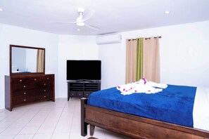 2 Schlafzimmer, Bügeleisen/Bügelbrett, kostenloses WLAN, Bettwäsche
