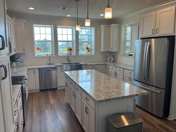 House | Private kitchen | Full-sized fridge, microwave, oven, stovetop - Beach House - C Shucker by PHG (Mexico Beach)