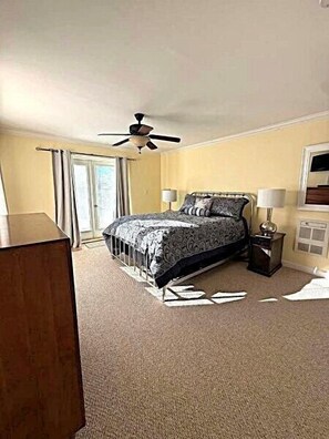 4 chambres, fer et planche à repasser, Wi-Fi gratuit, draps fournis