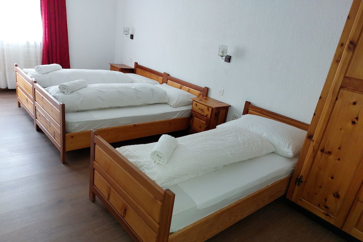 Triple Room, Balcony, Mountain View | Interior