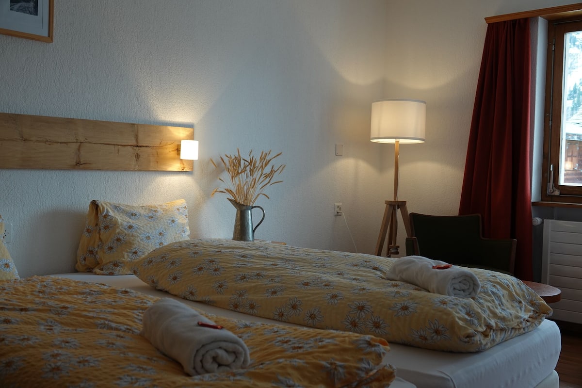 Comfort Double Room, Balcony, Mountain View | Room amenity