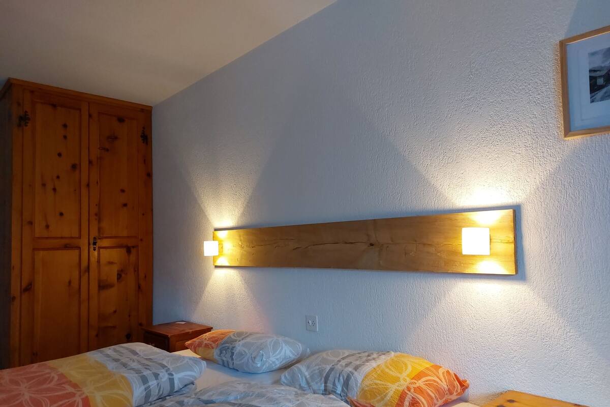 Deluxe Double Room, Balcony, Mountain View | Interior