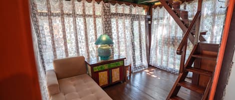 Chambre, 1 chambre, fumeurs, vue jardin | Salle de séjour