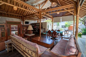 Room, 1 Bedroom, Smoking, Balcony | Living room