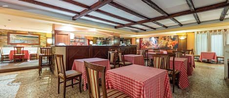 Bar (en la propiedad)