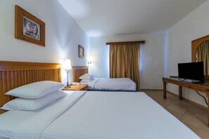 Superior Room | Minibar, in-room safe, individually decorated, individually furnished - Sharm Resort (Sharm El Sheikh)