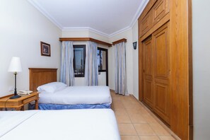 Standard Room | Bar mini, dihias secara berasingan 