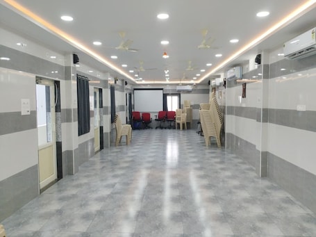 Lobby. BK Stays