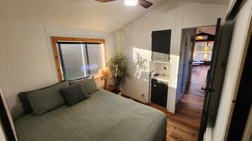 1 bedroom, in-room safe, iron/ironing board, WiFi