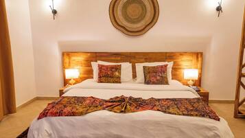 Presidential Suite, Patio, Garden View | Desk, soundproofing, free WiFi, bed sheets