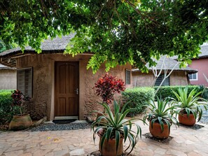 Traditional Bungalow - Natu Resort (Abomey-Calavi)