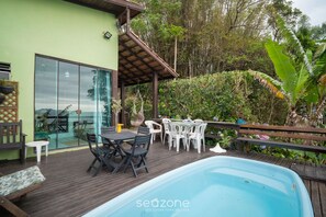 Outdoor dining - House w/ Ocean View, Pool and Beach Access Ize0016 (Florianópolis)