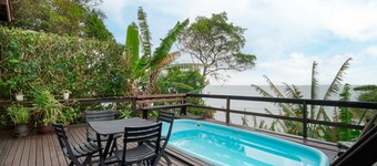 House w/ Ocean View, Pool and Beach Access Ize0016