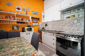 Basic Villa | Private kitchen