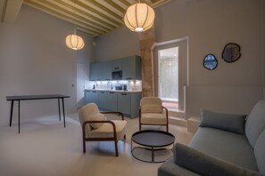 شقة - غرفتا نوم | ردهة