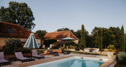 Lodge “Les Étoiles” in the Heart of Périgord – Comfort and Relaxation for Families
