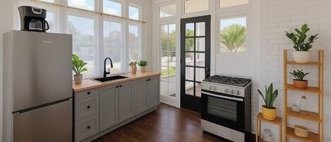 Microonde, forno, piano cottura