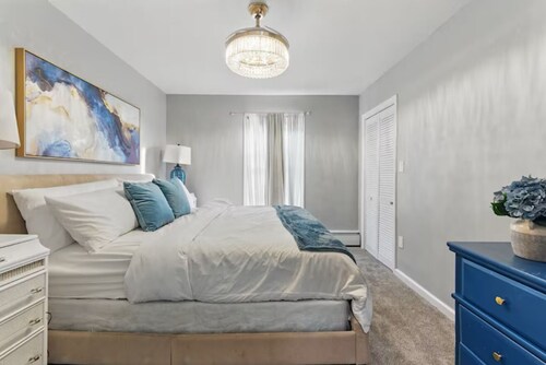 Welcoming 3-bedroom house- Gardner home