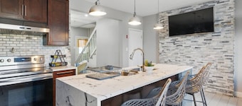 Welcoming 3-bedroom house- Gardner home